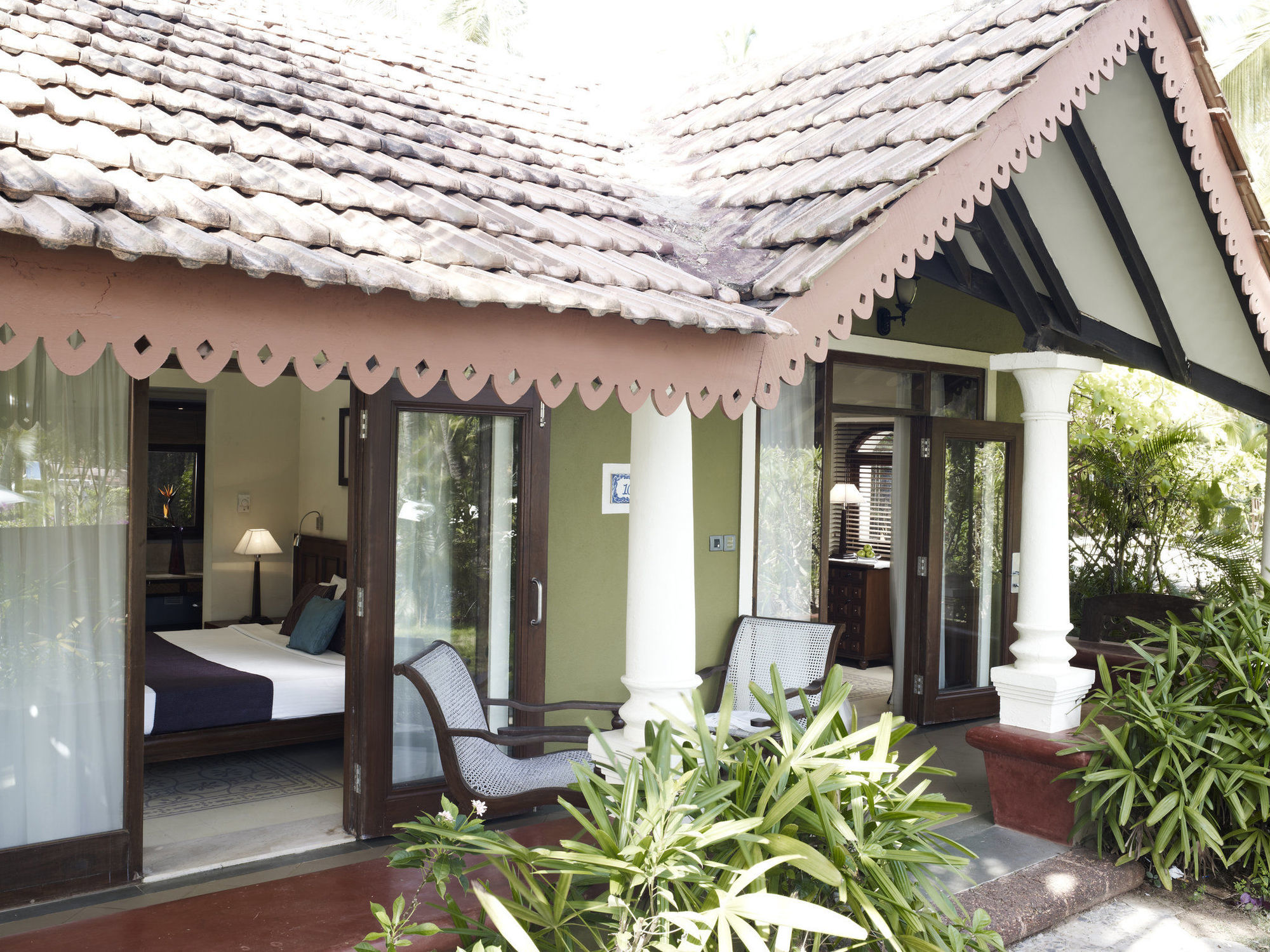 タージ ホリデイ ヴィレッジリゾート＆スパ ゴア カンドリム 設備 写真 A villa at the resort