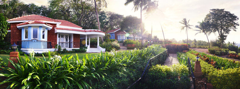 タージ ホリデイ ヴィレッジリゾート＆スパ ゴア カンドリム エクステリア 写真 The resort's villas